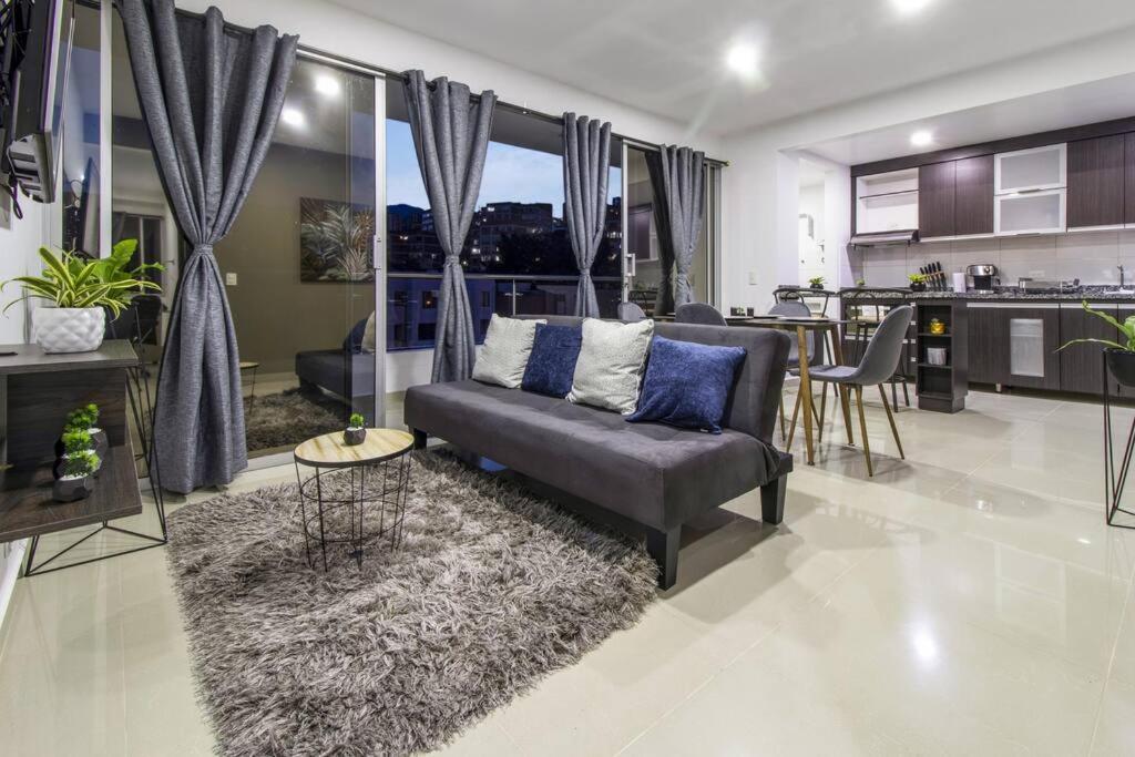 Amplio Apartamento En Calasanz - Estadio Medellín Extérieur photo