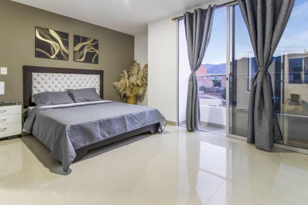 Amplio Apartamento En Calasanz - Estadio Medellín Extérieur photo